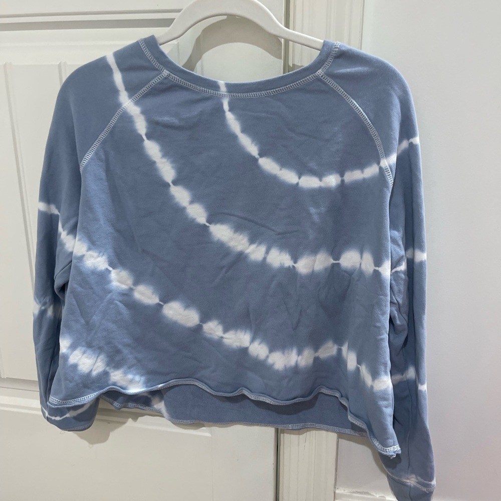 light sweatshirt